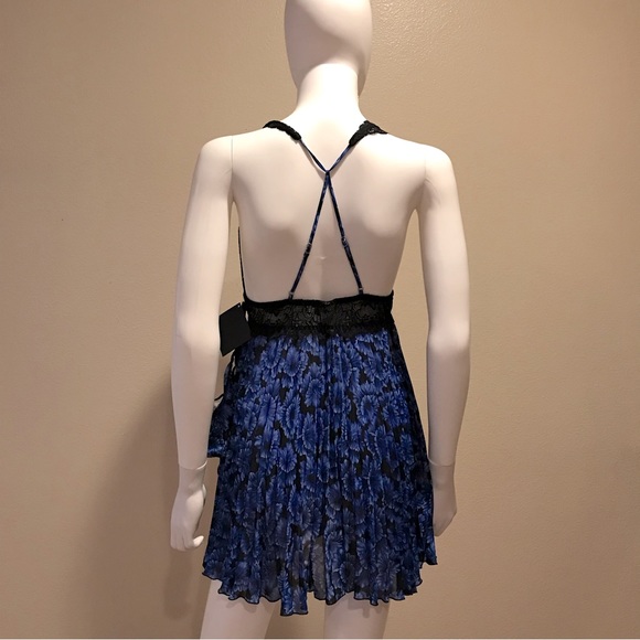 Seductive Wear Cinema Etoile Babydoll Teddy NEW Womens Small Blue Black Lace - Picture 7 of 14